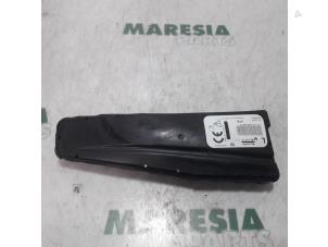 Used Seat airbag (seat) Renault Clio IV (5R) 0.9 Energy TCE 90 12V Price € 70,00 Margin scheme offered by Maresia Parts