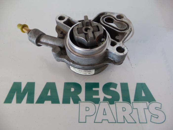 Vacuum pump