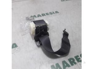 Used Rear seatbelt, right Fiat Croma (194) 1.8 MPI 16V Price € 75,00 Margin scheme offered by Maresia Parts