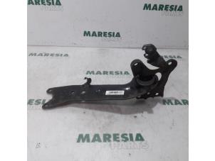 Used Rear wishbone, left Fiat Croma (194) 1.8 MPI 16V Price € 65,00 Margin scheme offered by Maresia Parts
