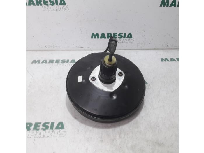 Usagé Servo frein Renault Megane II Grandtour (KM) 1.6 16V Prix € 40,00 Règlement à la marge proposé par Maresia Parts