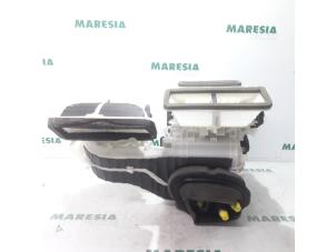 Używane Nagrzewnica Fiat Punto Evo (199) 1.3 JTD Multijet 85 16V Euro 5 Cena € 157,50 Procedura marży oferowane przez Maresia Parts