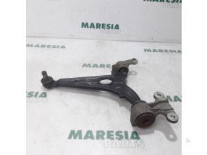 Used Front lower wishbone, left Peugeot Expert (G9) 2.0 HDi 140 16V Price € 30,25 Inclusive VAT offered by Maresia Parts