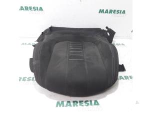 Gebrauchte Sitz Verkleidung links Peugeot 308 (L3/L8/LB/LH/LP) 1.6 16V THP Preis € 75,00 Margenregelung angeboten von Maresia Parts