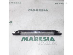 Used Third brake light Citroen C6 (TD) 3.0 HDiF V6 24V Price € 25,00 Margin scheme offered by Maresia Parts
