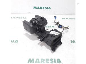 Used Heating and ventilation fan motor Citroen C6 (TD) 3.0 HDiF V6 24V Price € 45,00 Margin scheme offered by Maresia Parts