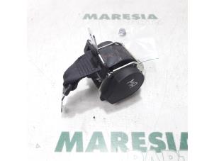 Used Rear seatbelt, centre Citroen C6 (TD) 3.0 HDiF V6 24V Price € 157,50 Margin scheme offered by Maresia Parts