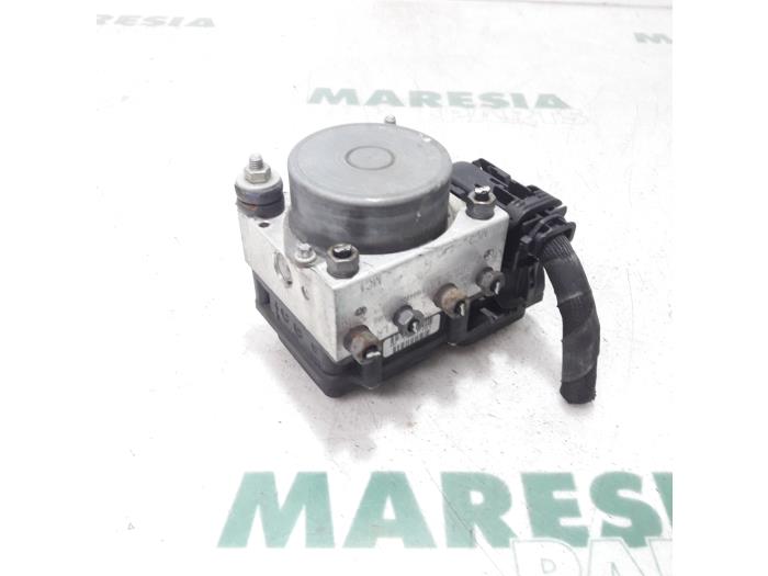 Used ABS pump Fiat Punto Evo (199) 1.4 Price € 75,00 Margin scheme offered by Maresia Parts