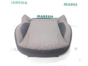 Used Seat upholstery, right Peugeot 2008 (CU) 1.2 Vti 12V PureTech 82 Price € 90,00 Margin scheme offered by Maresia Parts