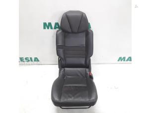 Used Rear seat Renault Grand Scénic III (JZ) 1.5 dCi 110 Price € 157,50 Margin scheme offered by Maresia Parts