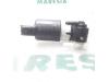 Windscreen washer pump from a Renault Grand Scénic III (JZ) 1.5 dCi 110 2012