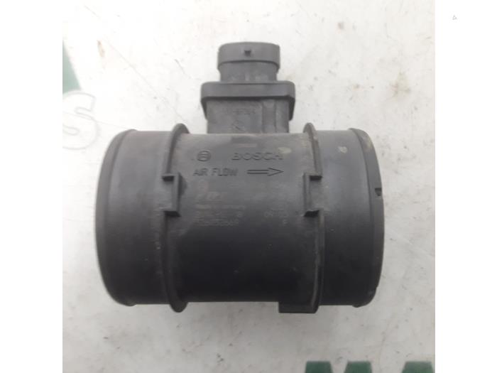 Begagnade Luftflödesmätare Fiat Fiorino (225) 1.3 JTD 16V Multijet Pris € 30,25 Inklusive moms erbjuds av Maresia Parts