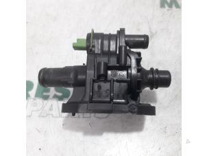 Used Thermostat housing Peugeot Partner (GC/GF/GG/GJ/GK) 1.6 HDI 75 16V Price € 35,00 Margin scheme offered by Maresia Parts