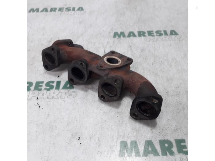 Gebrauchte Abgaskrümmer Renault Master III (EV/HV/UV/VA/VB/VD/VF/VG/VJ) 2.3 dCi 125 16V FWD Preis € 60,50 Mit Mehrwertsteuer angeboten von Maresia Parts