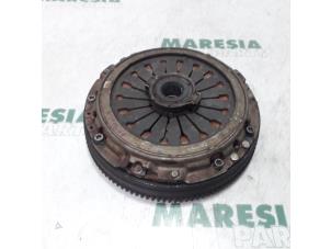 Używane Kolo zamachowe Alfa Romeo 156 Sportwagon (932) 2.4 JTD Cena € 157,50 Procedura marży oferowane przez Maresia Parts
