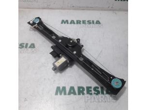 Used Window mechanism 2-door, front right Peugeot Bipper Tepee (AJ) 1.4 Price € 60,50 Inclusive VAT offered by Maresia Parts