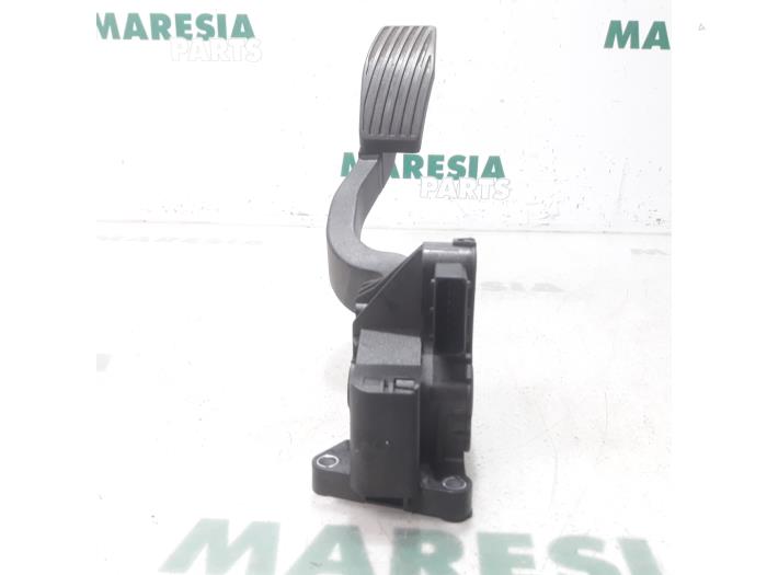 Gaspedalposition Sensor van een Fiat Punto Evo (199) 1.3 JTD Multijet 85 16V Euro 5 2012