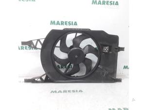 Used Fan motor Renault Espace (JK) 2.0 16V Turbo Price € 75,00 Margin scheme offered by Maresia Parts