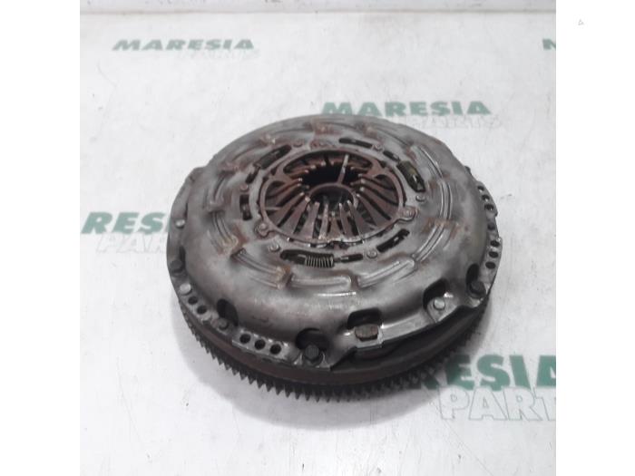 Used Flywheel Peugeot Boxer (U9) 2.2 HDi 120 Euro 4 Price € 254,10 Inclusive VAT offered by Maresia Parts