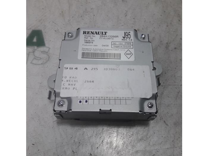 Używane Modul kamery Renault Scénic III (JZ) 2.0 16V CVT Cena € 236,25 Procedura marży oferowane przez Maresia Parts