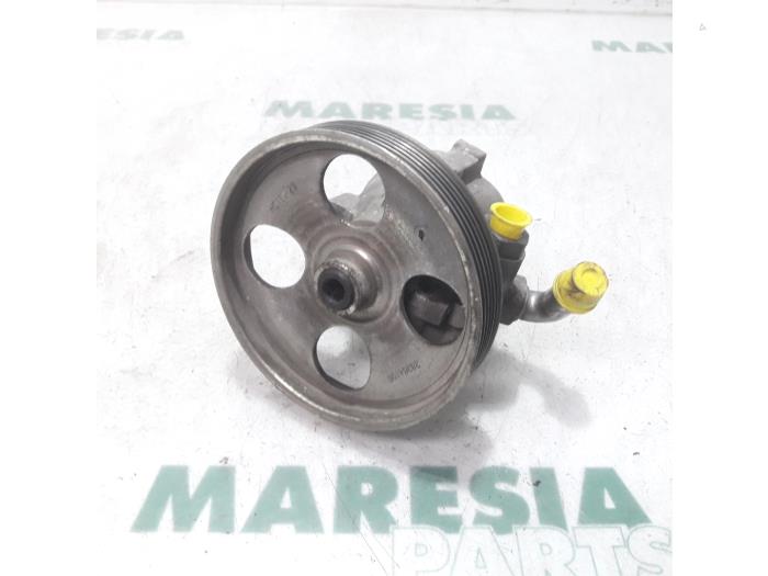 Usagé Pompe de direction Peugeot Bipper Tepee (AJ) 1.4 Prix € 102,85 Prix TTC proposé par Maresia Parts