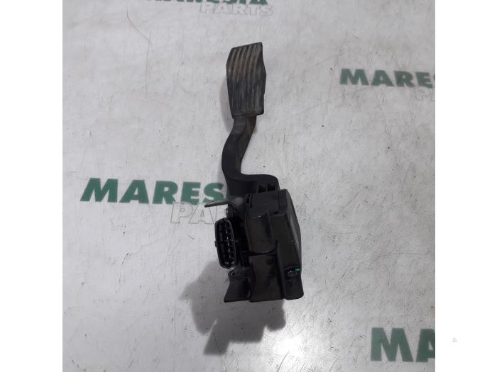 Begagnade Gaspedalsensor Fiat Qubo 1.3 D 16V Multijet Pris € 50,00 Marginaltabell erbjuds av Maresia Parts