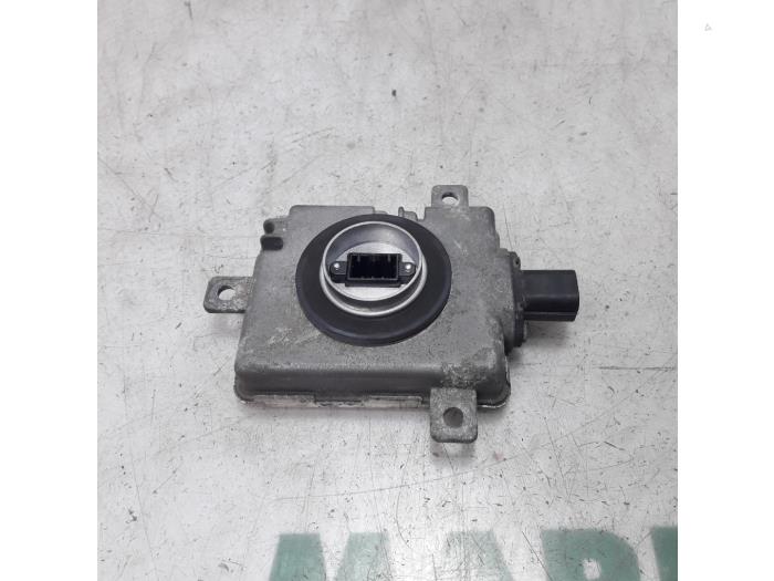 Używane Starter ksenonowy Citroen C-Crosser 2.2 HDiF 16V Cena € 90,75 Z VAT oferowane przez Maresia Parts
