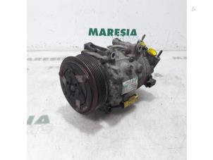 Używane Pompa klimatyzacji Citroen C4 Picasso (UD/UE/UF) 1.6 HDiF 16V 110 Cena € 157,50 Procedura marży oferowane przez Maresia Parts