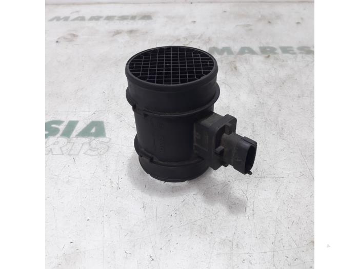 Begagnade Luftflödesmätare Fiat Qubo 1.3 D 16V Multijet Pris € 25,00 Marginaltabell erbjuds av Maresia Parts