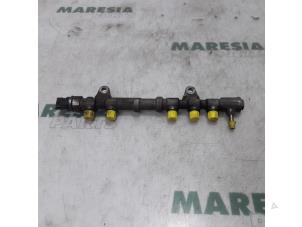 Used Fuel injector nozzle Fiat Qubo 1.3 D 16V Multijet Price € 60,00 Margin scheme offered by Maresia Parts