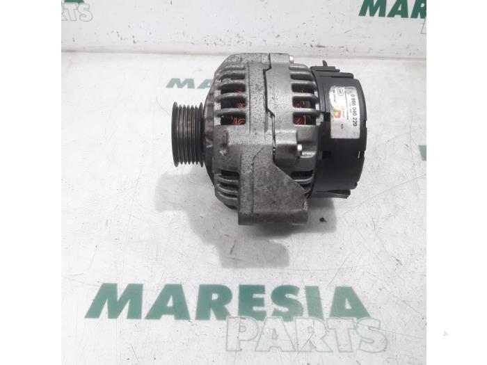 Gebrauchte Dynamo Peugeot 306 (7D) 1.8 16V Preis € 50,00 Margenregelung angeboten von Maresia Parts