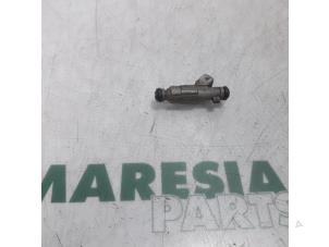 Usados Inyector (inyección de gasolina) Peugeot 306 (7D) 1.8 16V Precio € 25,00 Norma de margen ofrecido por Maresia Parts