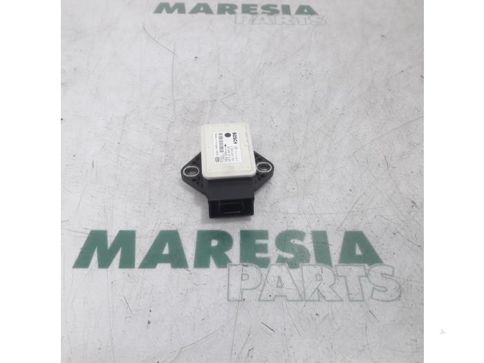 Usagé Ordinateur ESP Citroen C4 Picasso (UD/UE/UF) 1.6 HDiF 16V 110 Prix € 30,00 Règlement à la marge proposé par Maresia Parts