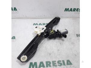 Used Window mechanism 4-door, front right Fiat Panda (312) 0.9 TwinAir Turbo 85 Price € 50,00 Margin scheme offered by Maresia Parts