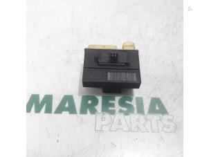 Gebrauchte Relais Citroen Berlingo 1.6 Hdi 75 Preis € 18,15 Mit Mehrwertsteuer angeboten von Maresia Parts
