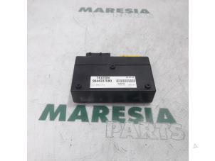 Used Convertible computer Peugeot 206 CC (2D) 1.6 16V Price € 90,00 Margin scheme offered by Maresia Parts