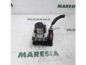 Used ABS pump Fiat Doblo Cargo (263) 1.6 D Multijet Price € 317,63 Inclusive VAT offered by Maresia Parts