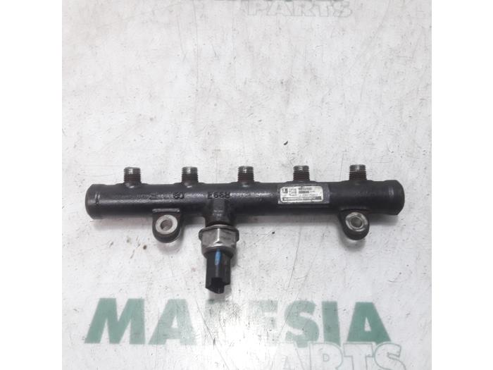 Usagé Système d'injection Peugeot 407 SW (6E) 2.0 HDiF 16V Prix € 39,95 Règlement à la marge proposé par Maresia Parts