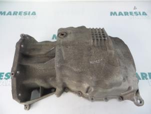 Used Sump Renault Megane Classic (LA) 1.6 16V Price € 30,00 Margin scheme offered by Maresia Parts