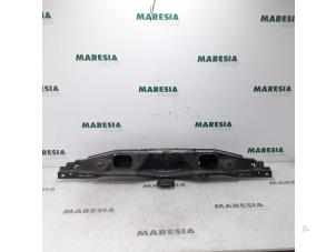 Używane Plyta zamka przedniego Citroen Jumper (U9) 2.2 HDi 120 Euro 4 Cena € 50,00 Procedura marży oferowane przez Maresia Parts