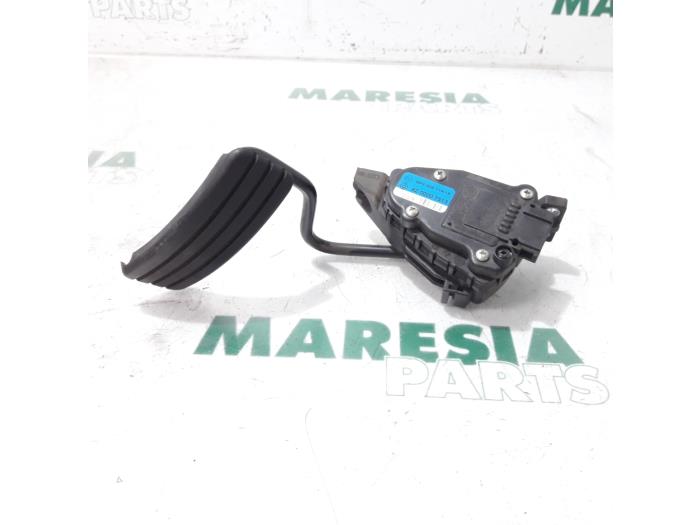 Begagnade Gaspedalsensor Renault Espace (JK) 2.0 16V Turbo Pris € 29,99 Marginaltabell erbjuds av Maresia Parts