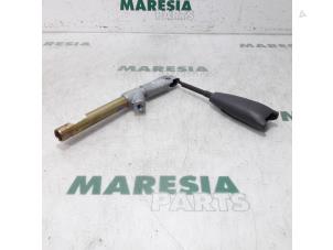 Used Seatbelt tensioner, right Renault Espace (JK) 2.0 16V Turbo Price € 35,00 Margin scheme offered by Maresia Parts