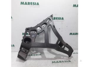 Used Rear bumper frame Renault Megane III Grandtour (KZ) 1.5 dCi 110 Price € 35,00 Margin scheme offered by Maresia Parts