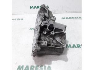 Used Gearbox casing Peugeot 208 I (CA/CC/CK/CL) 1.2 Vti 12V PureTech 82 Price € 40,00 Margin scheme offered by Maresia Parts