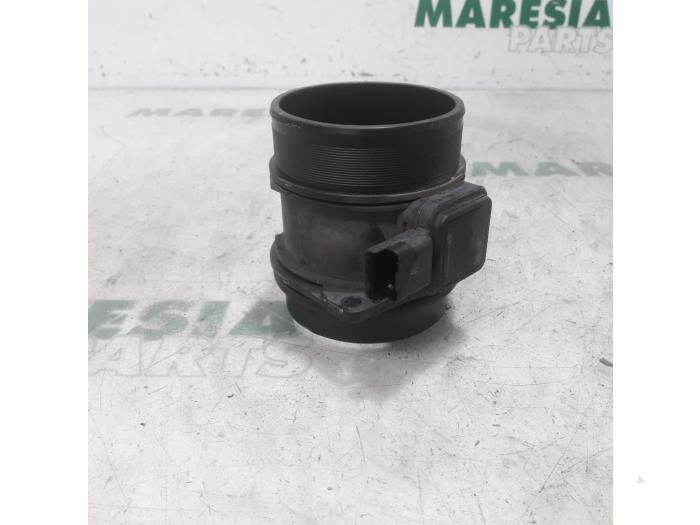 Usagé Débitmètre Fiat Scudo (270) 2.0 D Multijet Prix € 42,35 Prix TTC proposé par Maresia Parts