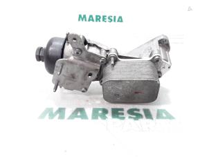 Used Oil filter holder Peugeot 308 CC (4B) 1.6 HDiF 16V Price € 50,00 Margin scheme offered by Maresia Parts