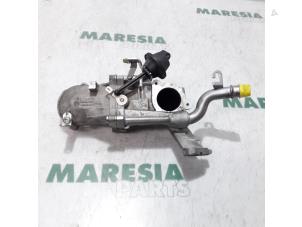 Gebrauchte AGR Rohr Peugeot 308 CC (4B) 1.6 HDiF 16V Preis € 105,00 Margenregelung angeboten von Maresia Parts