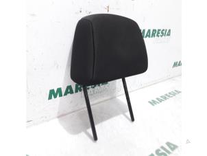 Used Headrest Citroen C4 Berline (LC) 1.6 HDi 16V Price € 25,00 Margin scheme offered by Maresia Parts