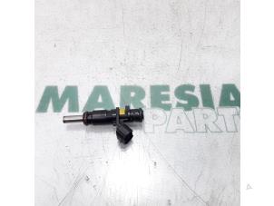 Gebrauchte Injektor (Benzineinspritzung) Peugeot 308 SW (4E/H) 1.6 VTI 16V Preis € 20,00 Margenregelung angeboten von Maresia Parts