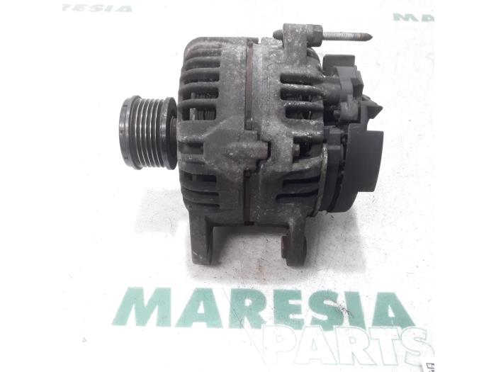 Gebrauchte Dynamo Renault Clio III (BR/CR) 1.5 dCi 70 Preis € 65,00 Margenregelung angeboten von Maresia Parts